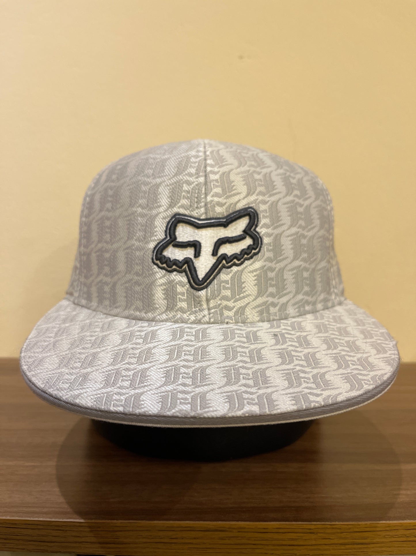 Vtg Fox Closed Cap (7 1/2)