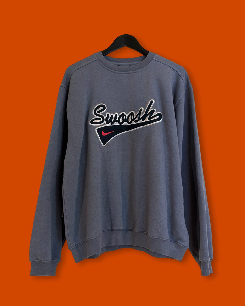 Vntg Nike Swoosh Sweatshirt (Medium)