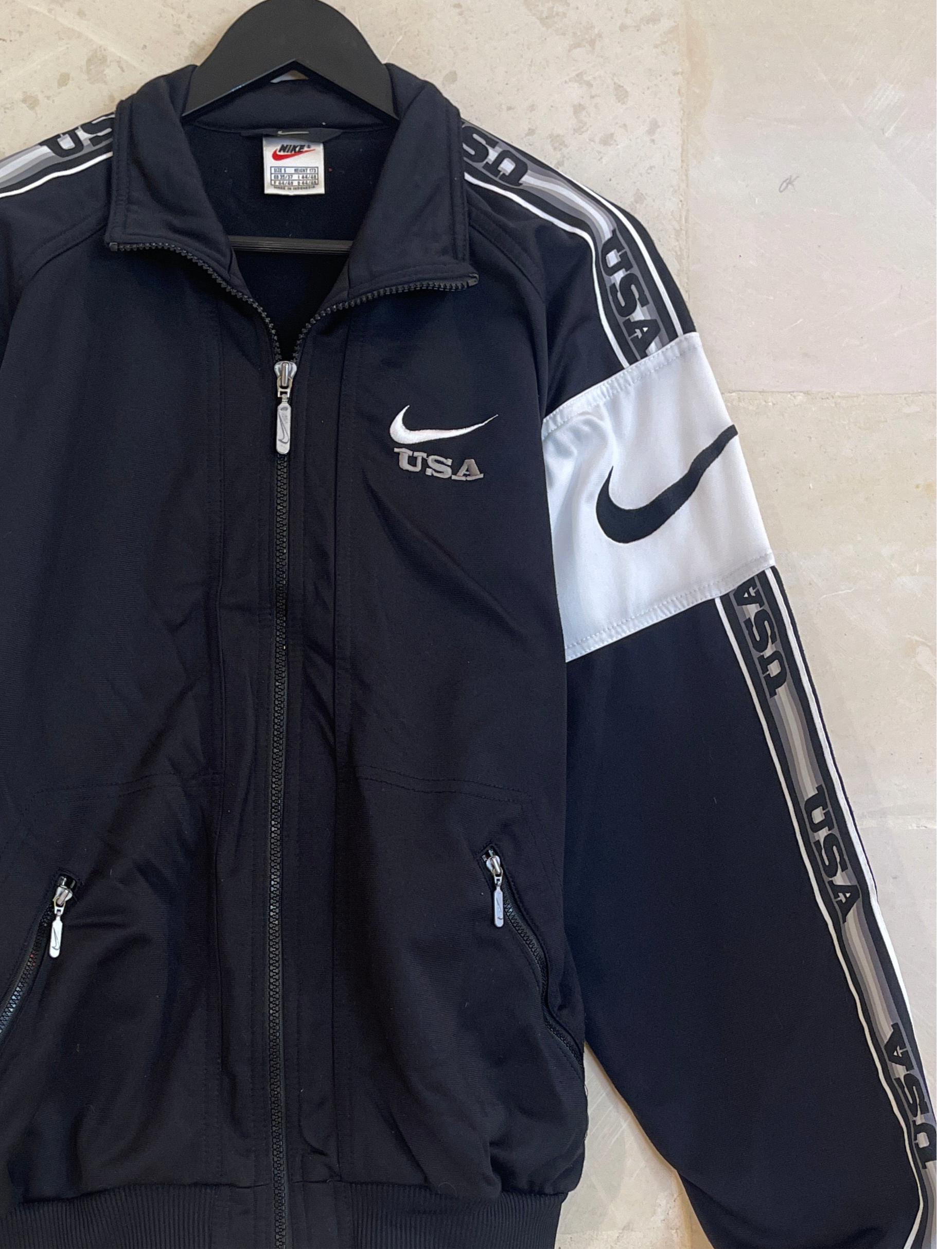 Vntg Nike USA Windbreaker Jacket (Small) / SS