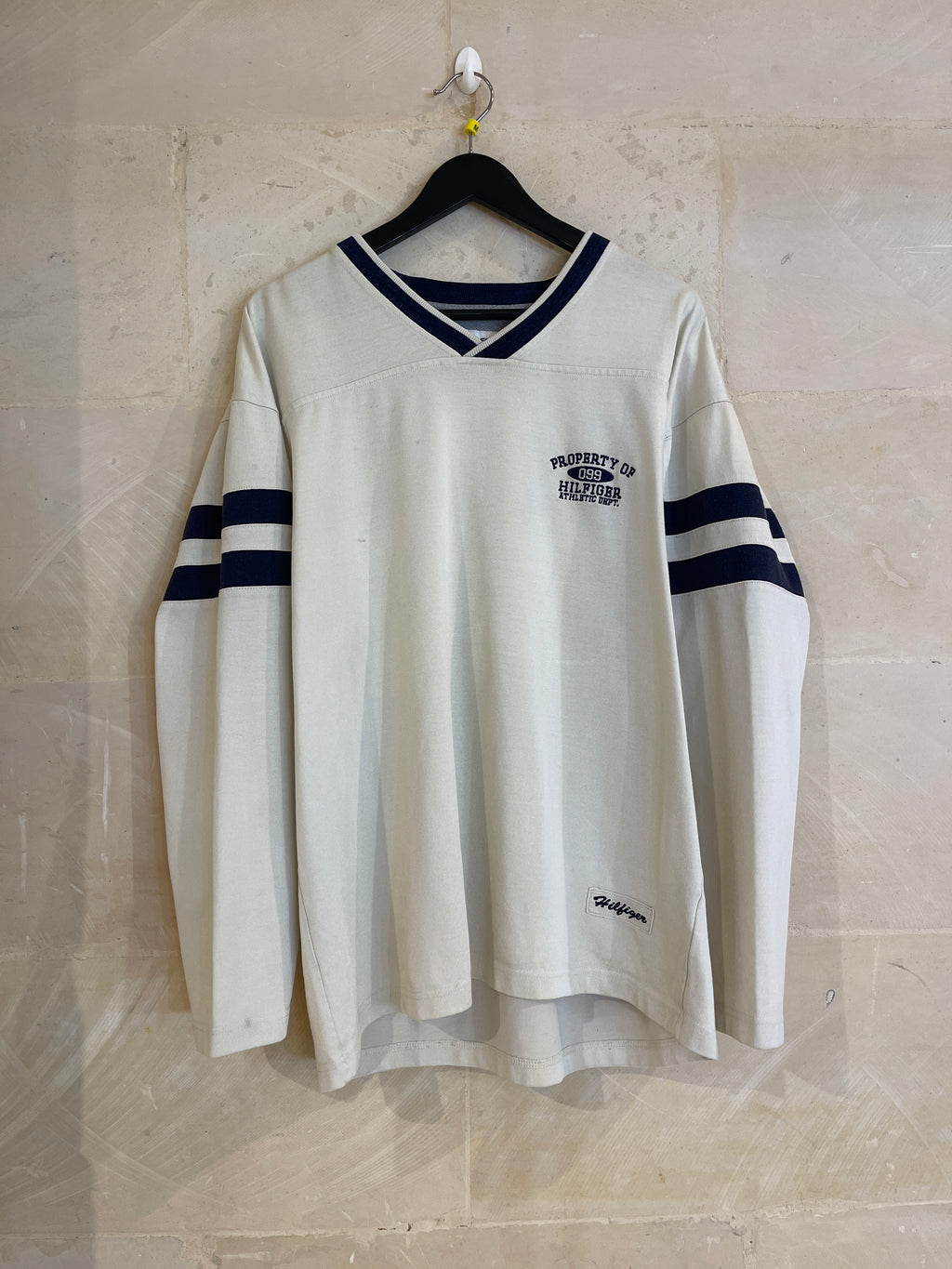 Vntg Tommy Hilfiger Longsleeve (Medium)