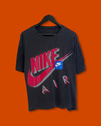 Vntg Nike Tee (Fits Small)