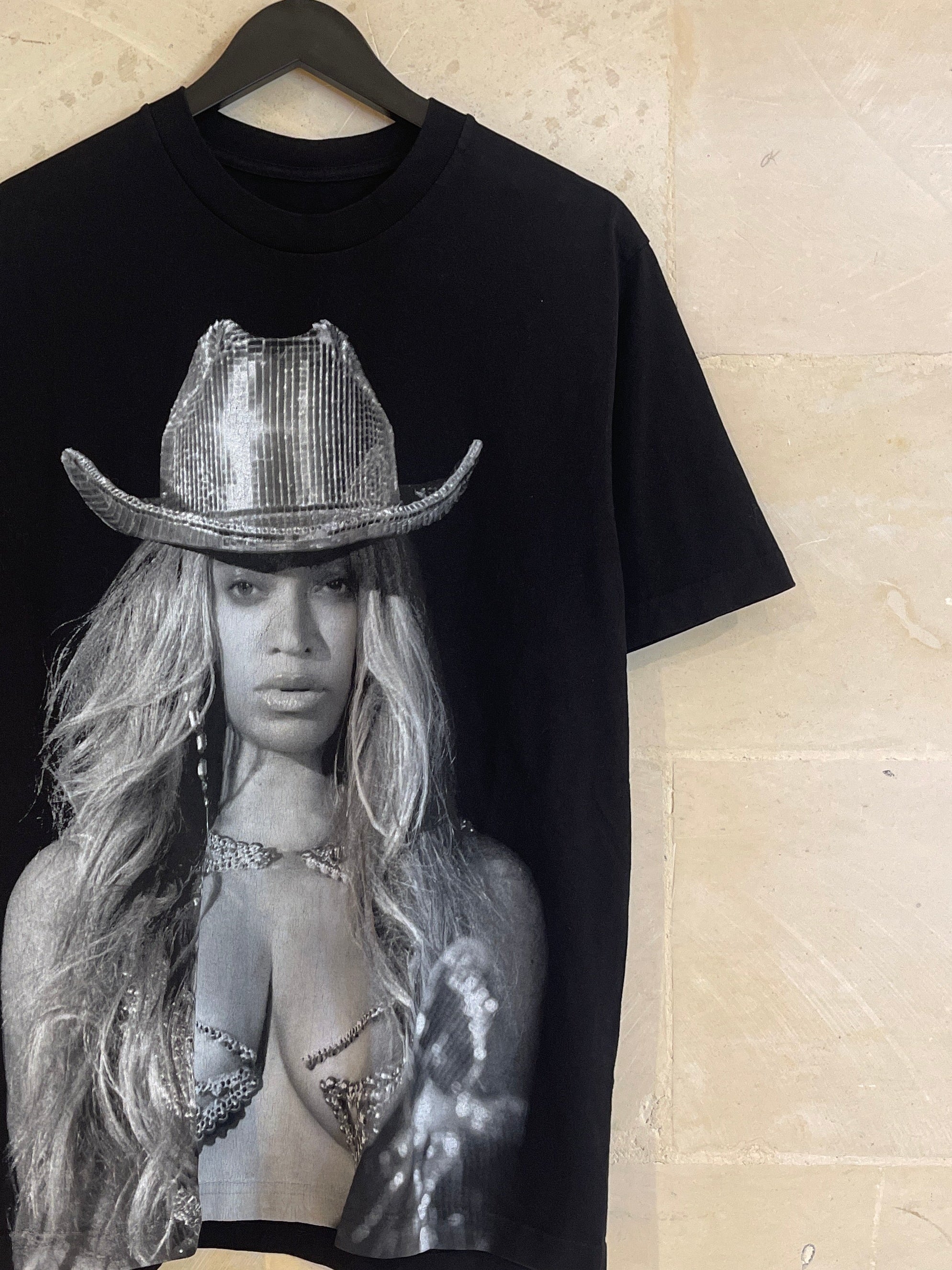 Maria Tee (Fits Medium)