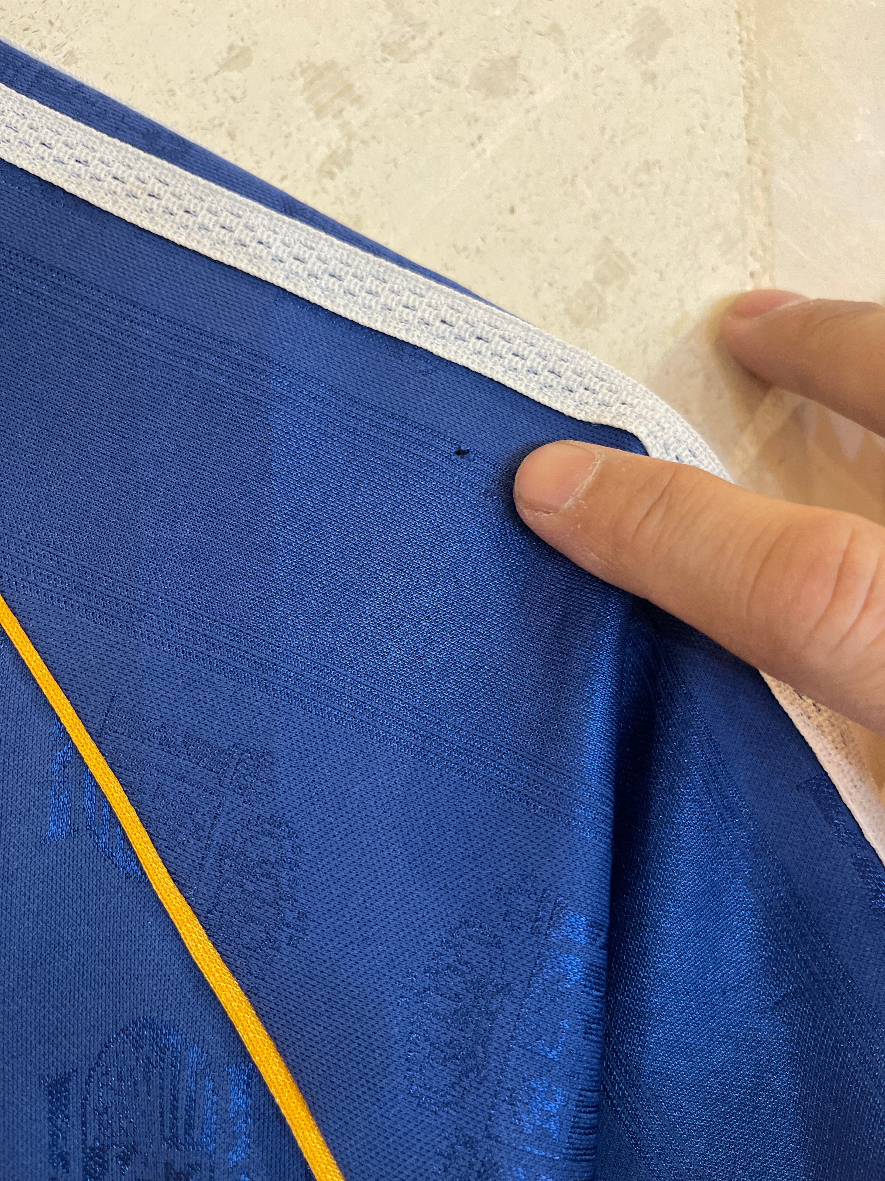 Vntg 1999-00 Spain Away Football Shirt (Small)