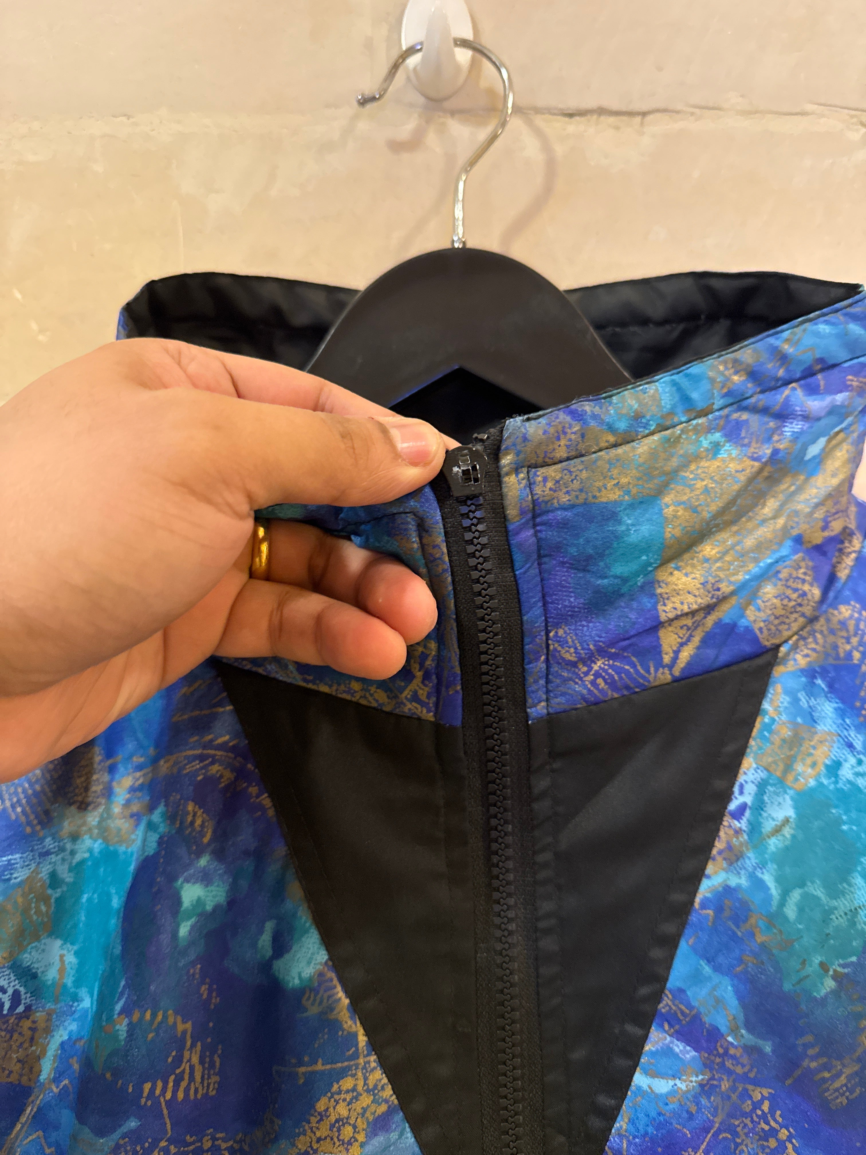 Vntg Gucci Windbreaker Jacket (XL)