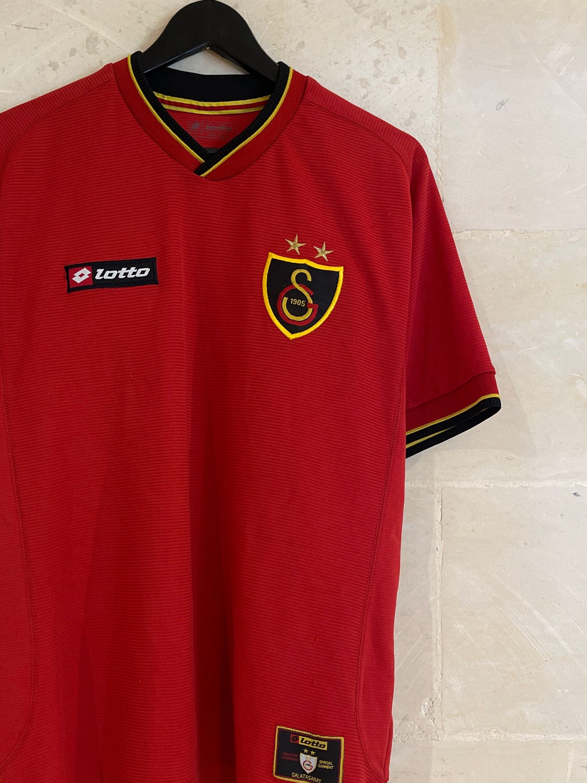 2001-02 Galatasaray Home Shirt (Medium)