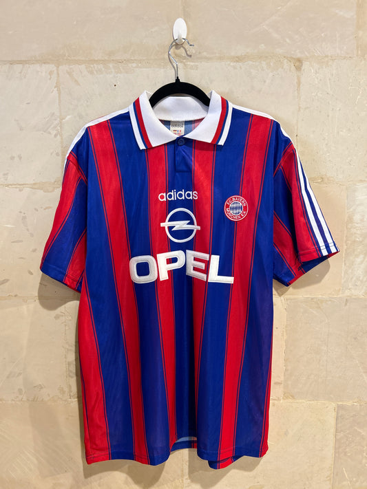 1995-97 Bayern Munchen Shirt (Large)