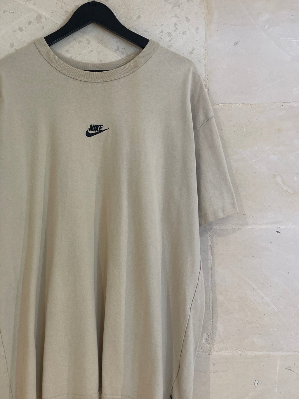 Nike Center Swoosh Cream (Large)