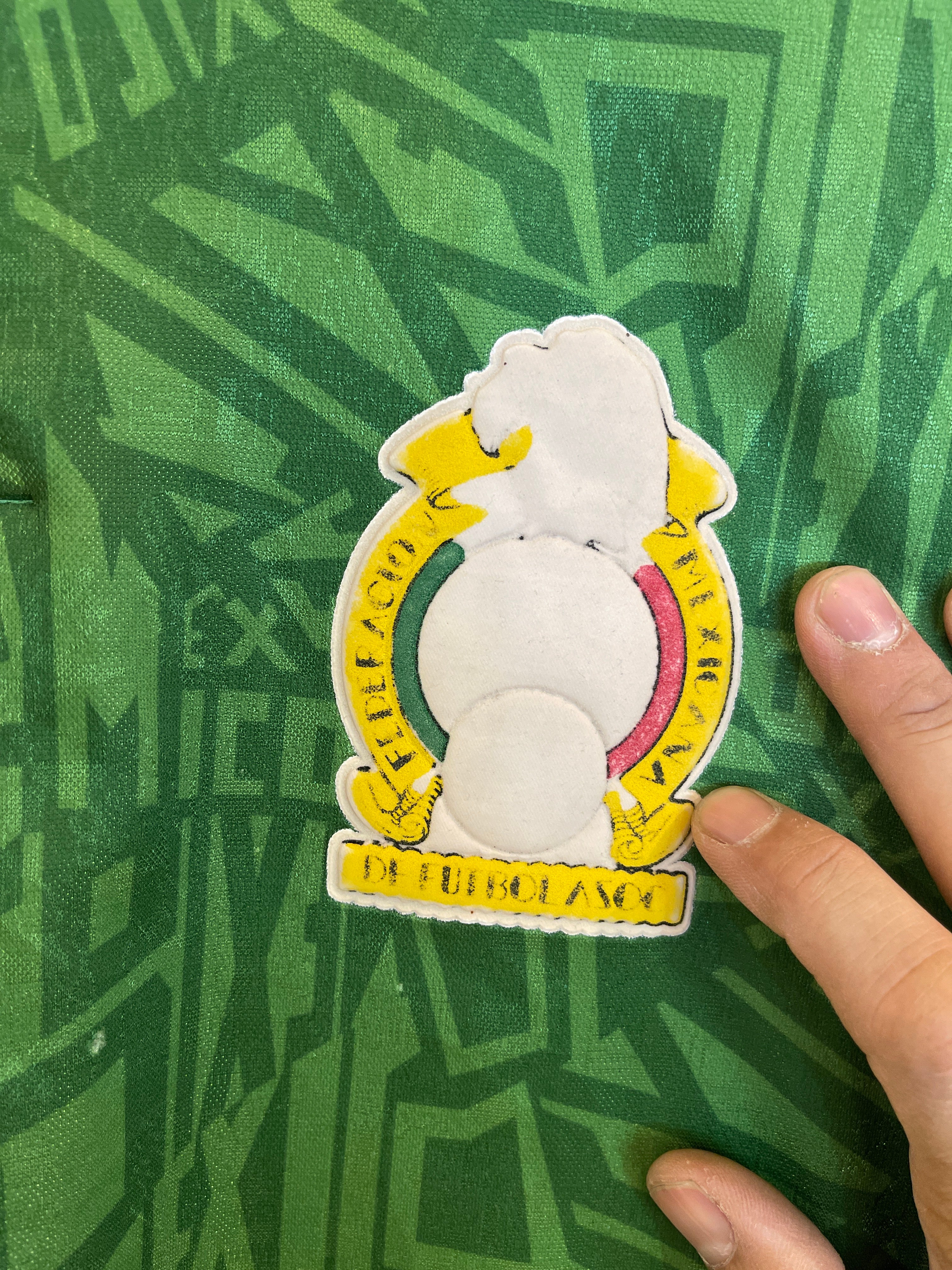 Vntg 1993-94 UMBRO Mexico Home Shirt (Medium)*