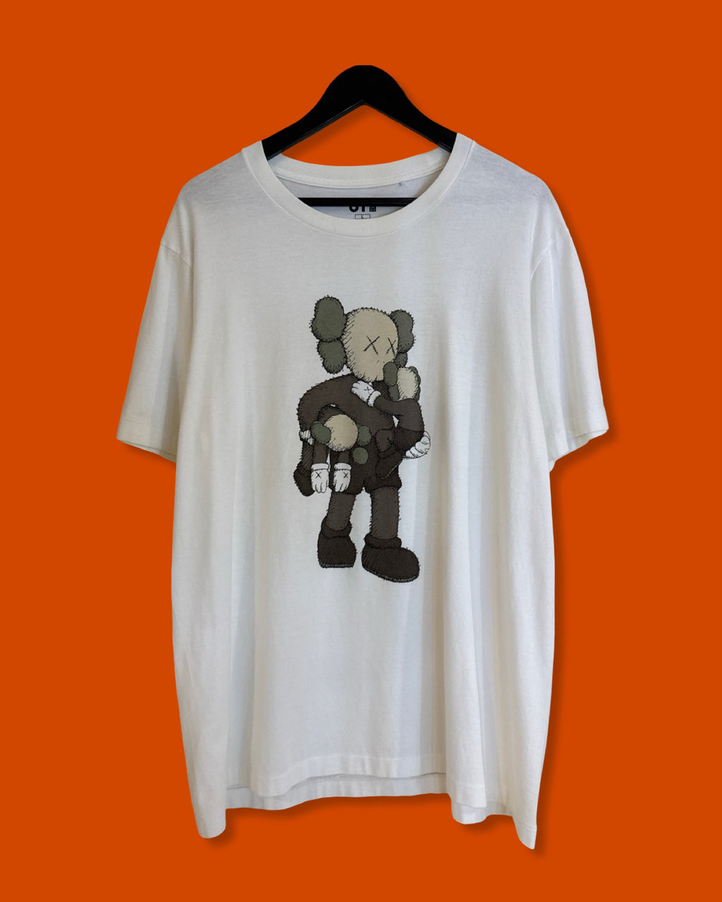 Uniqlo x Kaws (Large) BRAND NEW