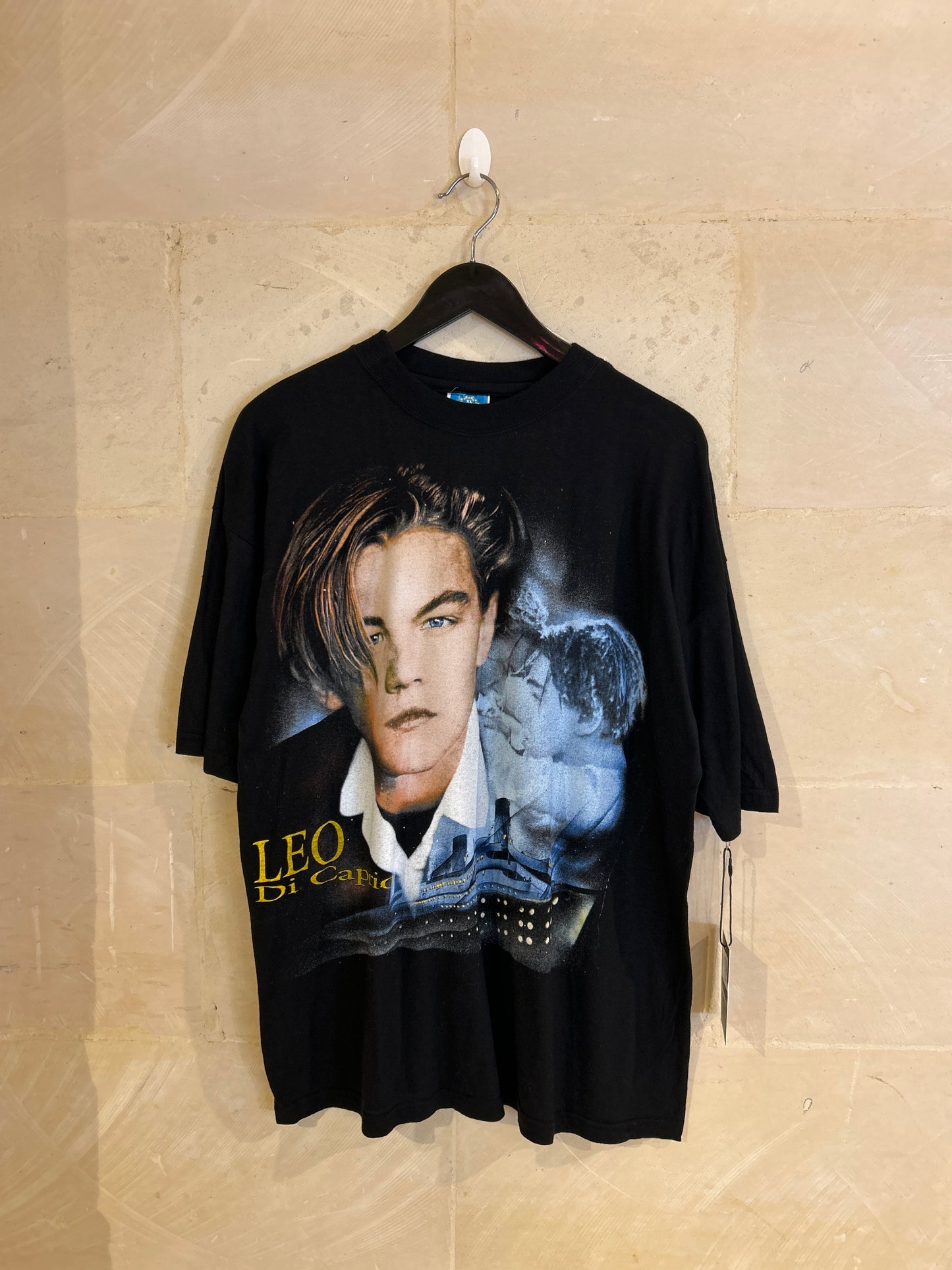 Vtg Leonardo DiCaprio Tee (Large)