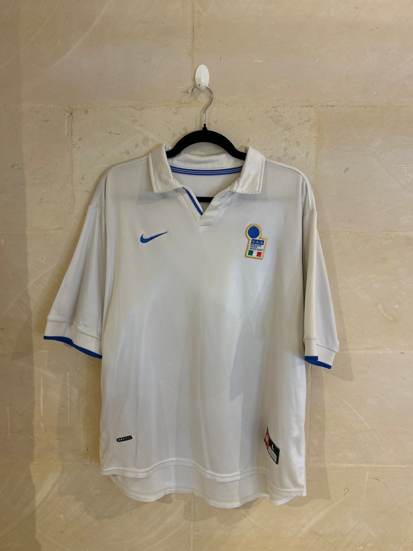 1998 Italy Away Shirt (Large)