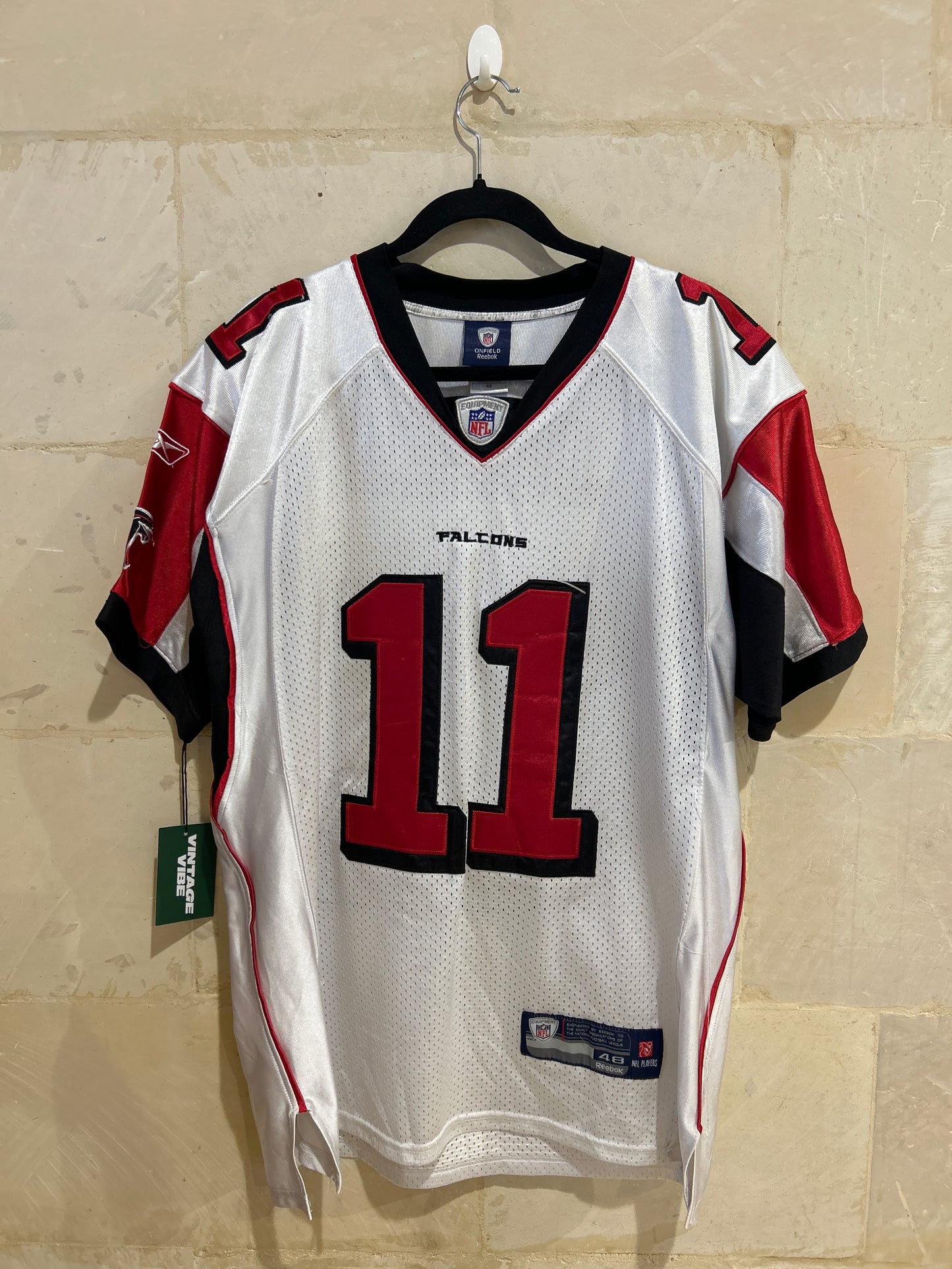 Vntg Falcons NFL Jersey (Large)