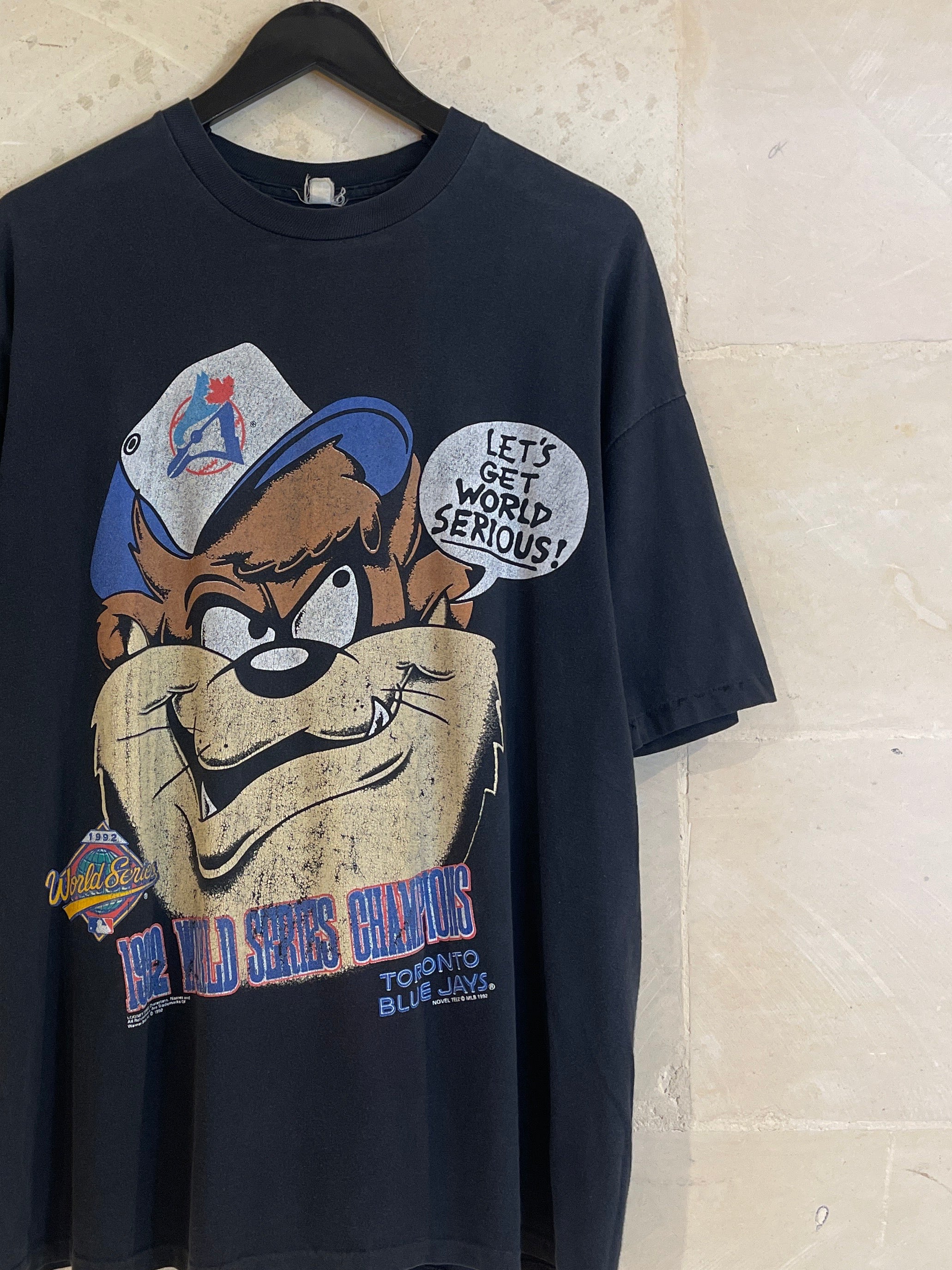 Vntg Taz X Toronto Bluejays Tee (Fits XL)