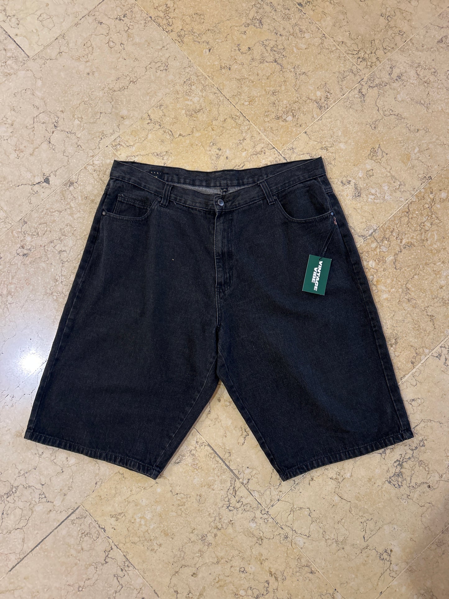 Karl Kani Jorts (W42)