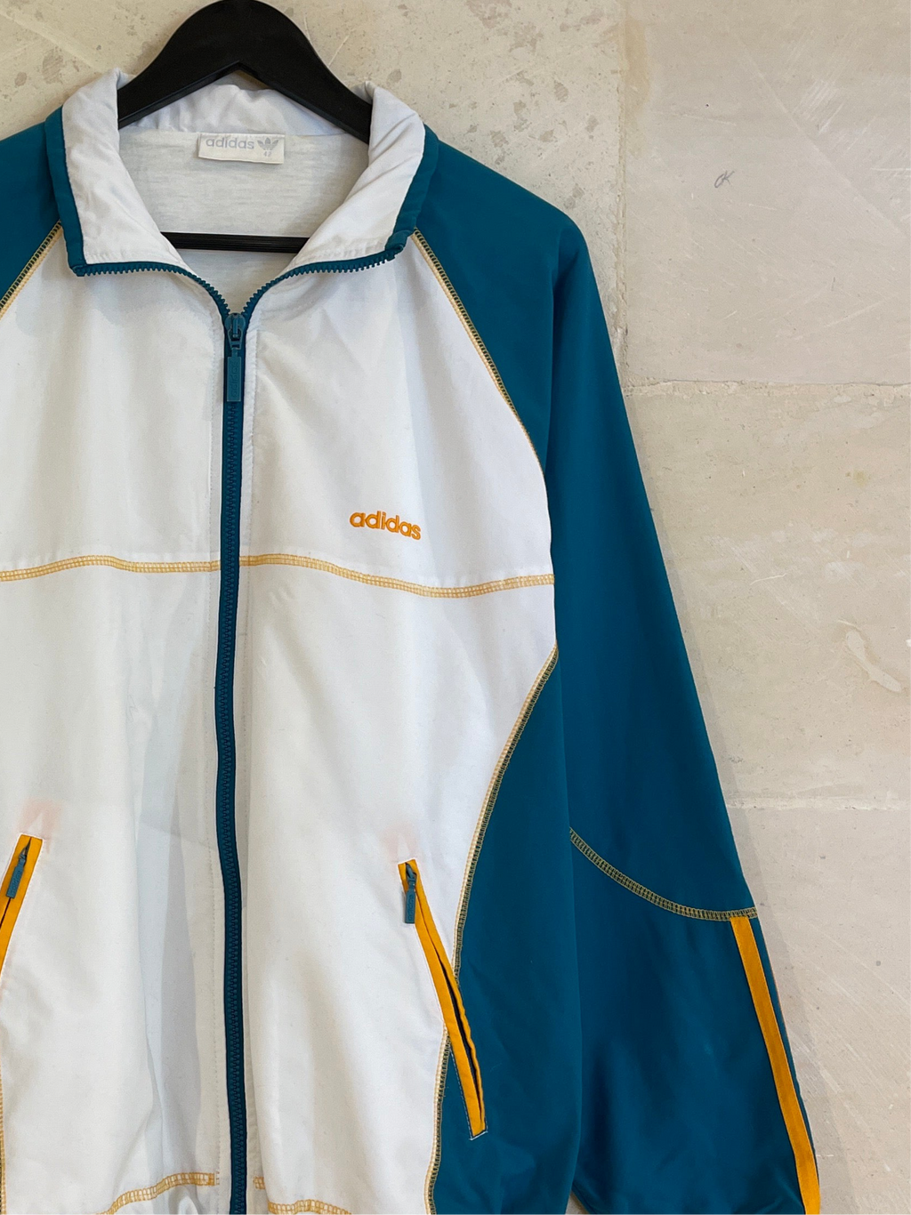 Vntg Adidas Windbreaker Jacket (Large)