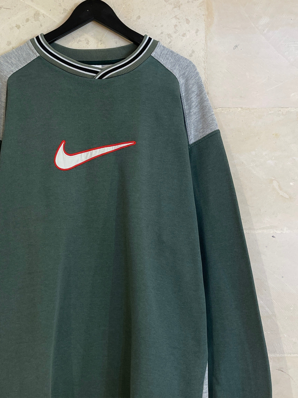 Vntg Nike Big Center Swoosh Gray-Green Sweatshirt (Large) ss