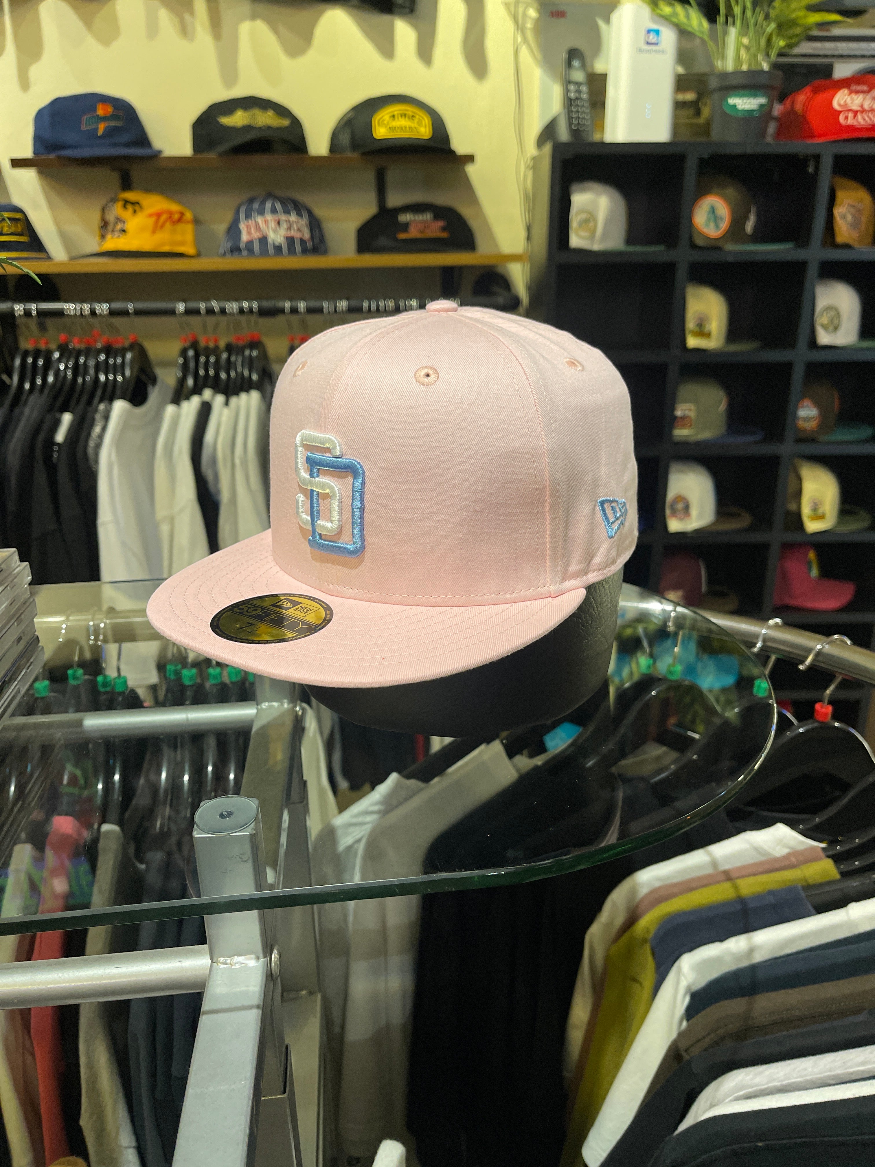 Brand New San Diego Pandres Closed Cap Bubble- Gum (size 7 1/4)