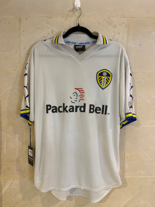 1999-00 Leeds United Shirt (Small) Faded Puma Logo