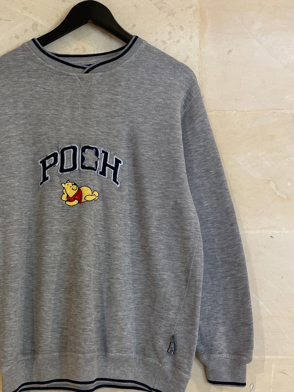 Vntg Pooh Sweatshirt (Fits Large)