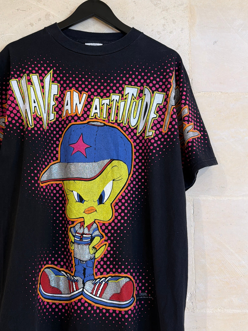 Vntg 1996 Tweety Mega Print Tee (Large)*SE