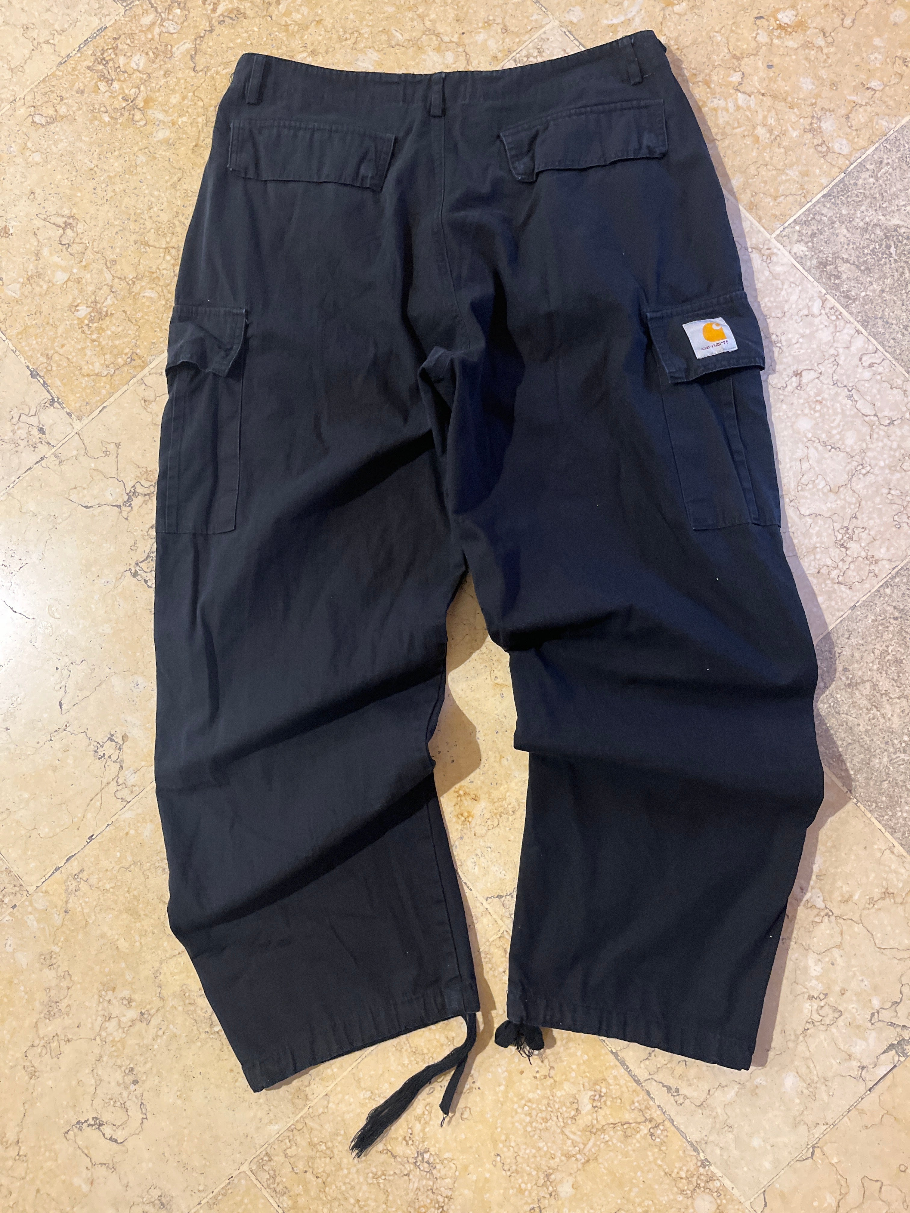 Carhartt Black Cargo Pants(32W-39L)