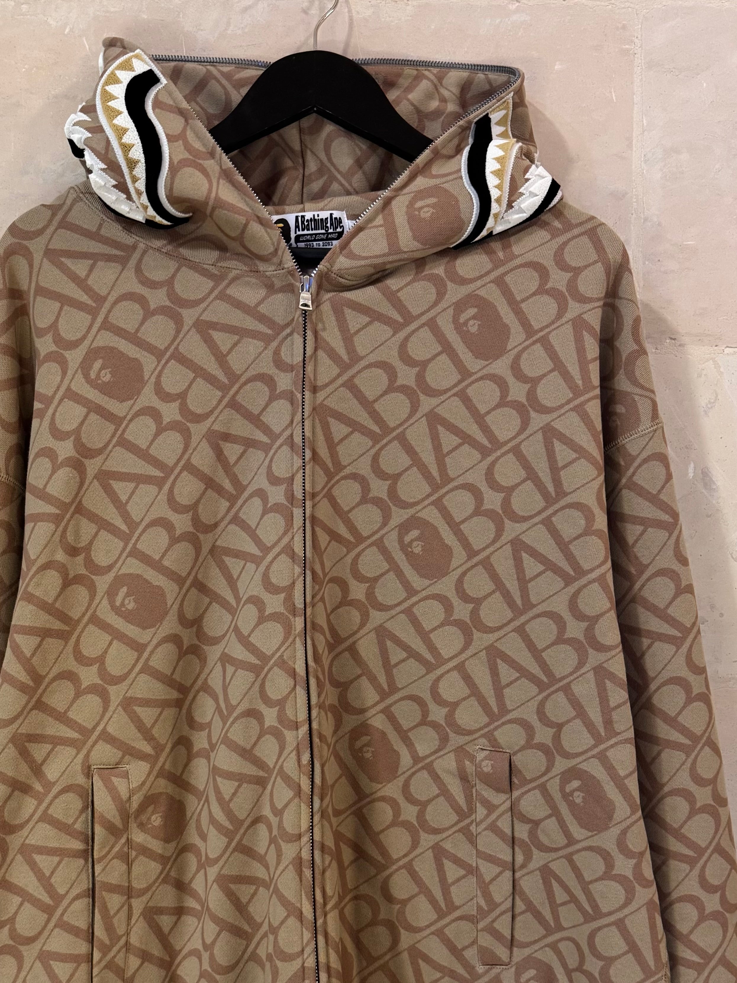 BAPE Album Monogram Shark Hoodie Beige (XL)  BRAND NEW/ Pull Out