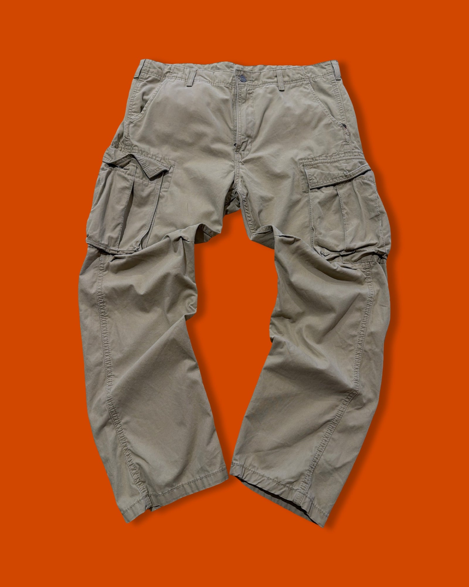 Levis Cargo Pants (W38/L40)