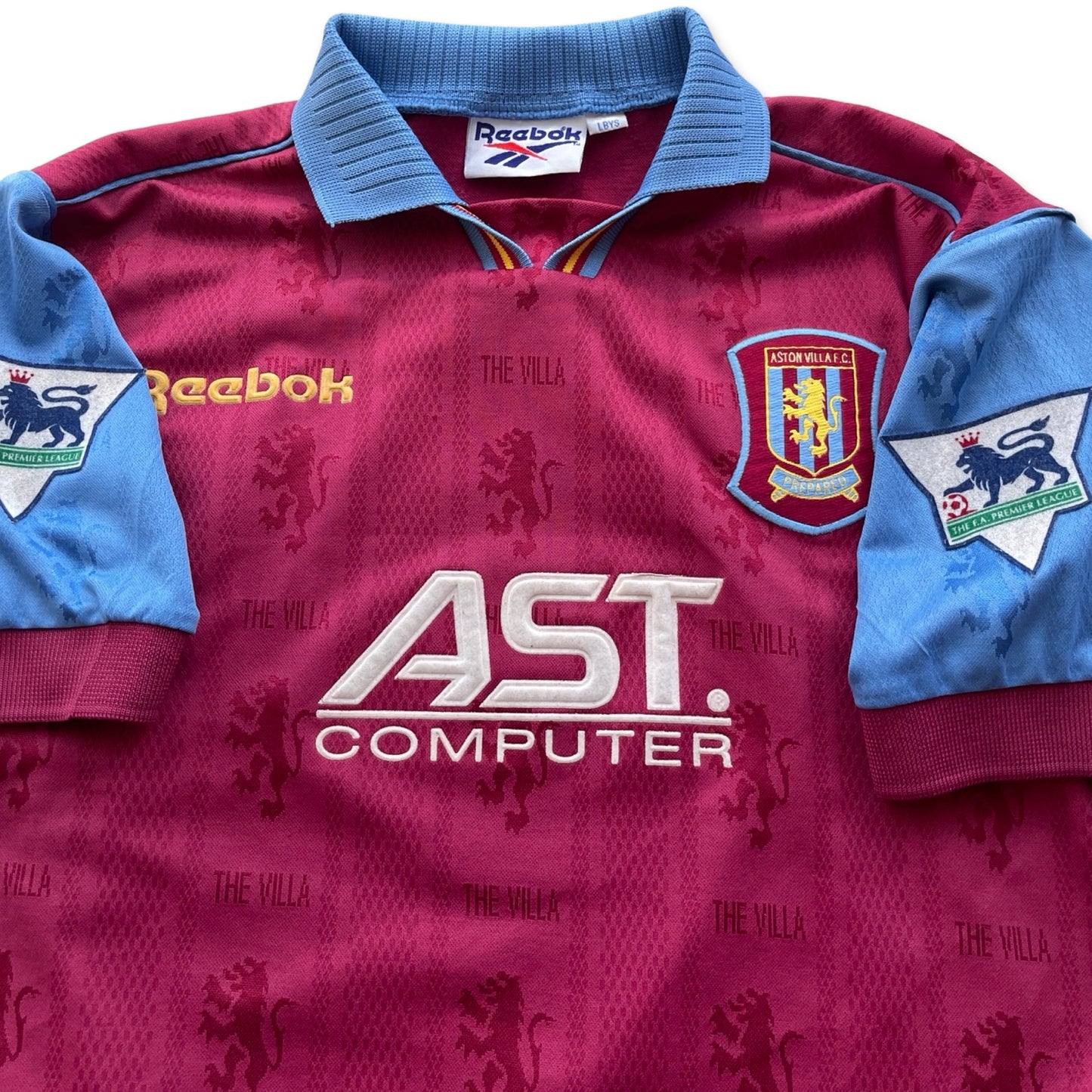 1996 Aston Villa Kit (XSmall) best fit for women's Small