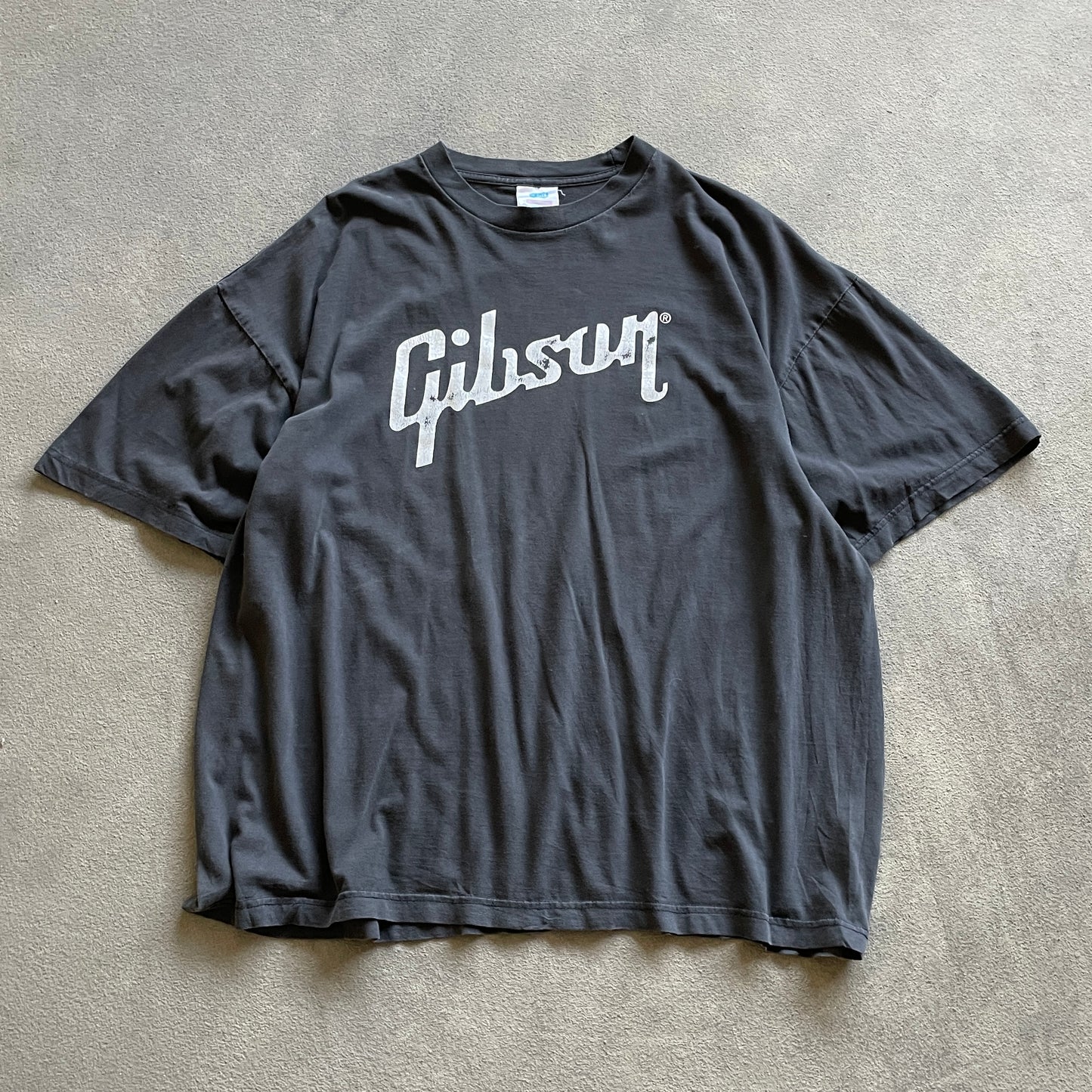 Vintage Gibson Guitar Tee (XXL)