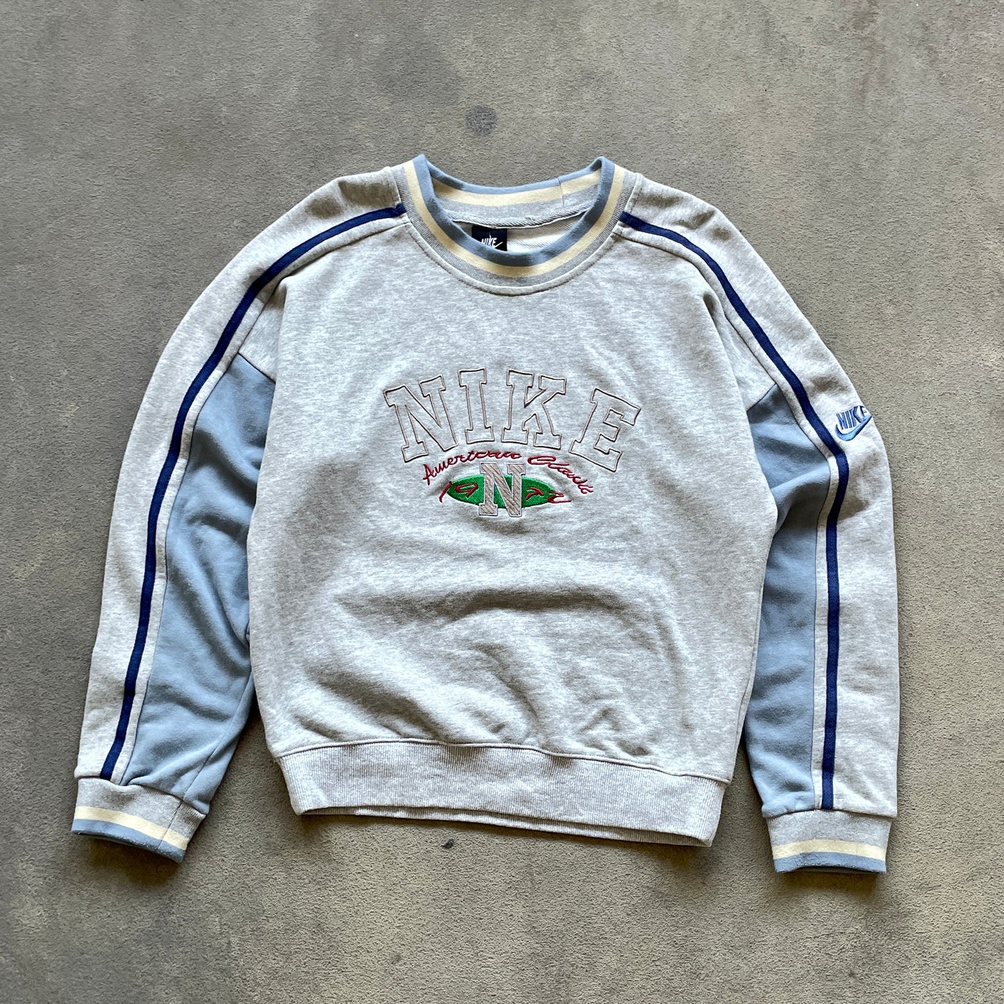 Vintage Nike Crewneck (Small)